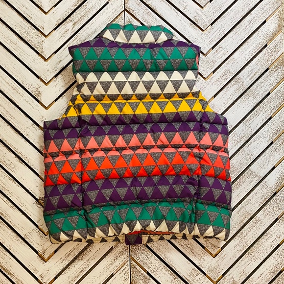 Like New GAP 4T Geometric Vest - Picture 4 of 4